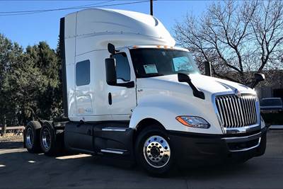 International LT625 Sleeper Semi Truck - 56" Hi Rise Sleeper, Cummins 400HP, 12 Speed