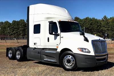 International LT625 Sleeper Semi Truck - 56" Hi Rise Sleeper, A26 400HP, 12 Speed