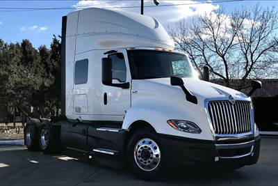 International LT625 Sleeper Semi Truck - 56" Hi Rise Sleeper, Cummins 400HP, 12 Speed