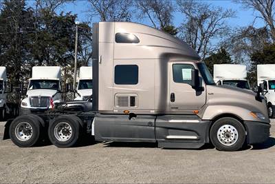 International LT625 Sleeper Semi Truck - 73" Raised Roof Sleeper, Cummins 400HP, 12 Speed