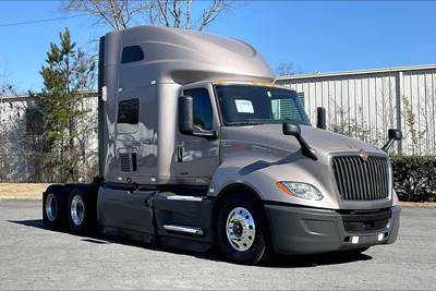 International LT625 Sleeper Semi Truck - 73" Raised Roof Sleeper, Cummins 400HP, 12 Speed