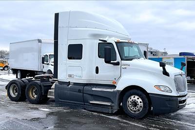 International LT625 Sleeper Semi Truck - 56" Hi Rise Sleeper, Cummins 400HP, 12 Speed