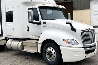 International LT625 Sleeper Semi Truck - 73" Hi Rise Sleeper, A26 450HP, 12 Speed