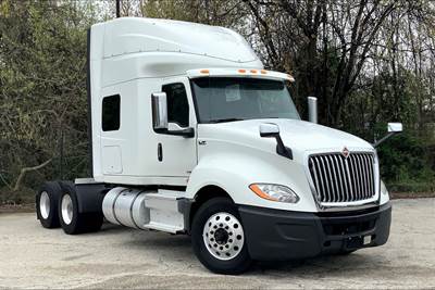 International LT625 Sleeper Semi Truck - 73" Hi Rise Sleeper, A26 450HP, 12 Speed