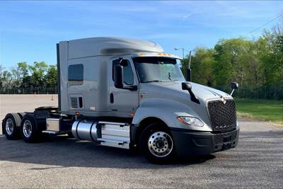 International LT625 Sleeper Semi Truck - 73" Hi Rise Sleeper, S13 450HP, 14 Speed
