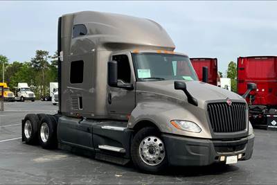 International LT625 Sleeper Semi Truck - 73" Raised Roof Sleeper, Cummins 400HP, 12 Speed