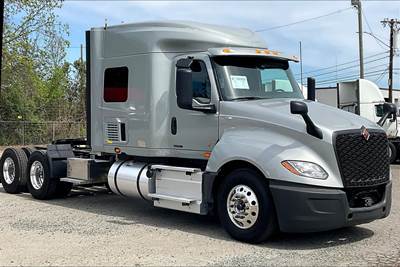 International LT625 Sleeper Semi Truck - 73" Hi Rise Sleeper, S13 450HP, 14 Speed