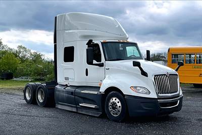 International LT625 Sleeper Semi Truck - 56" Hi Rise Sleeper, Cummins 400HP, 12 Speed