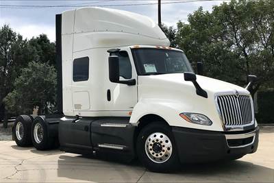 International LT625 Sleeper Semi Truck - 56" Hi Rise Sleeper, A26 400HP, 12 Speed