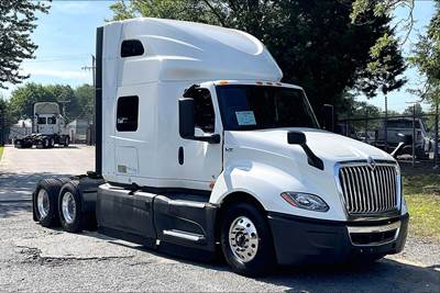 International LT625 Sleeper Semi Truck - 73" Raised Roof Sleeper, Cummins 400HP, 12 Speed