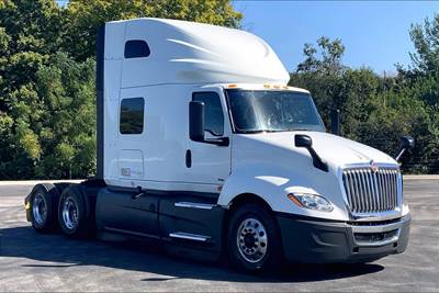 International LT625 Sleeper Semi Truck - 73" Raised Roof Sleeper, A26 450HP, 12 Speed