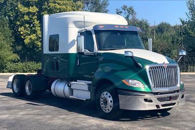 International LT625 Sleeper Semi Truck - 73" Hi Rise Sleeper, A26 450HP, 12 Speed