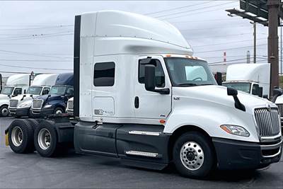 International LT625 Sleeper Semi Truck - 56" Hi Rise Sleeper, A26 400HP, 12 Speed