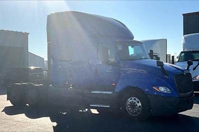 International LT625 Sleeper Semi Truck - 73" Raised Roof Sleeper, A26 450HP, 12 Speed