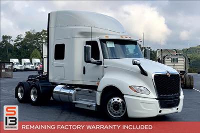International LT625 Sleeper Semi Truck - 73" Hi Rise Sleeper, 450HP, 14 Speed