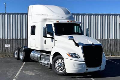 International LT625 Sleeper Semi Truck - 73" Hi Rise Sleeper, 450HP, 14 Speed