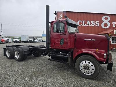 Western Star 4900 Tandem Axle Cab & Chassis Truck - Caterpillar, 400HP, 18 Speed Manual