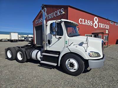 Freightliner M2 112 Day Cab Truck - Detroit 410HP, 10 Speed Ultrashift Amt