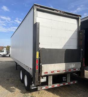 Hyundai 35 ft Dry Van Trailer - Roll up Door, Air Ride, Liftgate, Sliding Axle