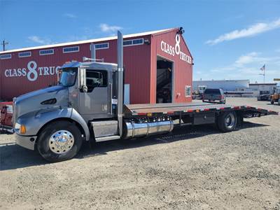 Kenworth T300 Flatbed Truck - 300HP, 9 Speed Manual