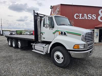 Sterling L9500 Tandem Axle 24 ft Flatbed Truck - 450HP, 13 Speed Manual