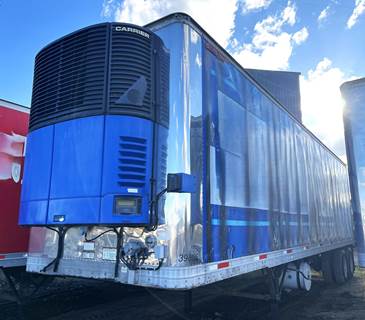 Great Dane 36 ft Reefer Trailer - Roll up Door, Liftgate, Carrier
