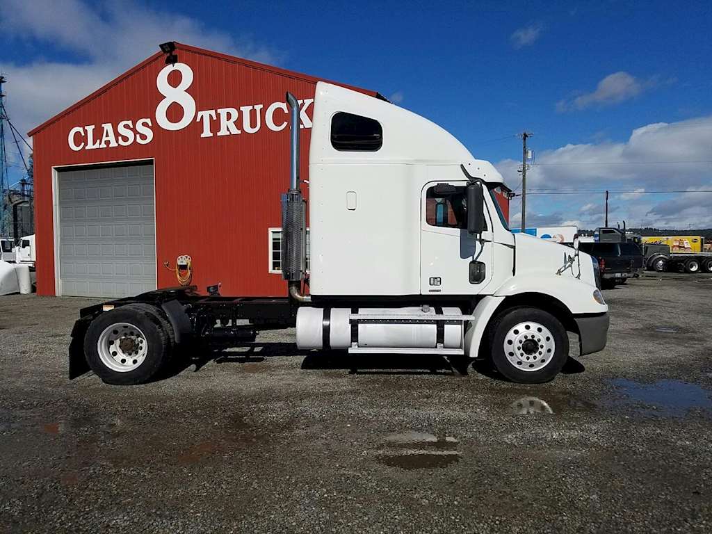 2007 Freightliner Columbia 112 Sleeper Semi Truck For Sale, 916,691