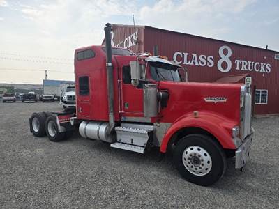 Kenworth W900 Sleeper Semi Truck - 70" Mid Roof Sleeper, Caterpillar 475HP, 18 Speed Manual