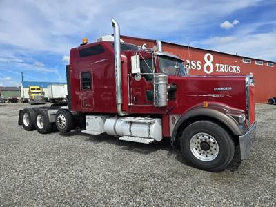 Kenworth W900L Tri Axle Sleeper Semi Truck - Raised Roof Sleeper, Caterpillar 550HP, 18 Speed Manual