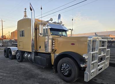 Peterbilt 389 Sleeper Semi Truck - 72" Mid Roof Sleeper, Cummins 550HP, 18 Speed Manual