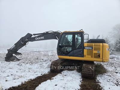 2018 John Deere 130G Excavator - Bucket & Thumb