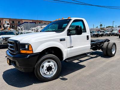 Ford F-550 Cab & Chassis Truck - International, 235HP, Automatic
