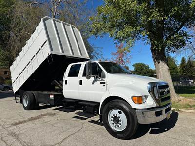 2015 Ford F-650 Crew Cab Chipper Truck - Chipper Body