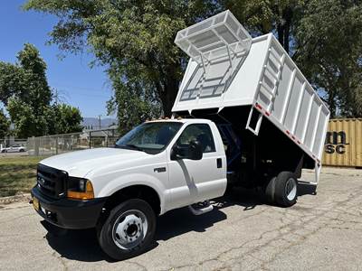 Ford F-450 Dump Truck - 305HP