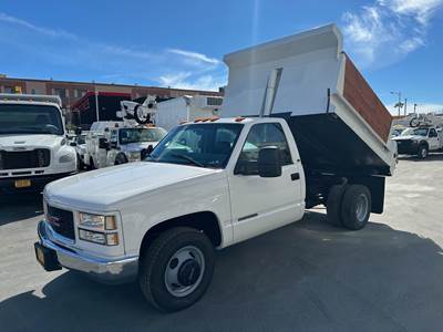 GMC Sierra 3500 Dump Truck - Gm 290HP, Automatic