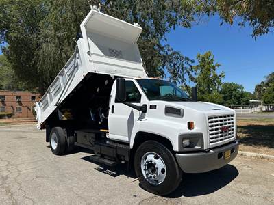 2009 GMC TopKick C7500 Dump Truck - Dump Body Low Miles