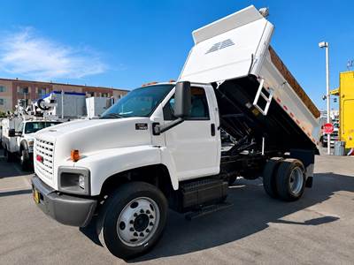 GMC TopKick C7500 Dump Truck - 335HP, Automatic