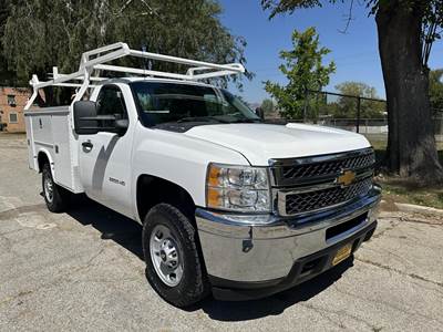 Chevrolet Silverado 2500HD Mechanic / Service Truck - 360HP