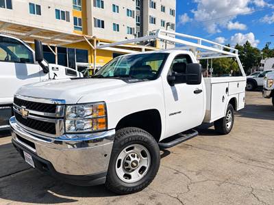 Chevrolet Silverado 2500HD Mechanic / Service Truck - 364HP, 6 Speed Automatic