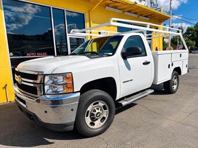 Chevrolet Silverado 2500HD Mechanic / Service Truck - 364HP, 6 Speed Automatic