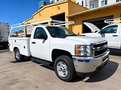 Chevrolet Silverado 2500HD Mechanic / Service Truck - 360HP