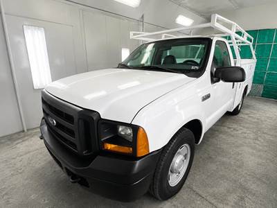 Ford F-250 Mechanic / Service Truck - 260HP