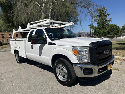 Ford F-350 Mechanic / Service Truck - 385HP