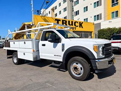 Ford F-550 Mechanic / Service Truck - 330HP, Automatic