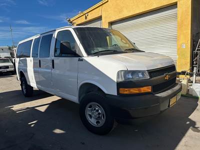 Chevrolet Express 3500 Passenger Van - Automatic