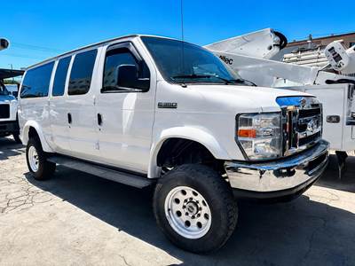 Ford E-350 Passenger Van - 255HP, Automatic