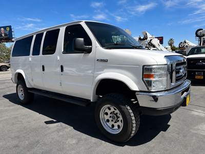 Ford E-350 Passenger Van - 255HP, Automatic