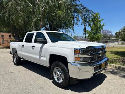 2019 Chevrolet Silverado 2500 4x4 Crew Cab Pickup Truck