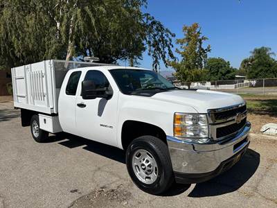 Chevrolet Silverado 2500HD Stake Bed Truck - 360HP, Automatic