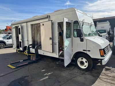 Chevrolet P42 Step Van - Automatic